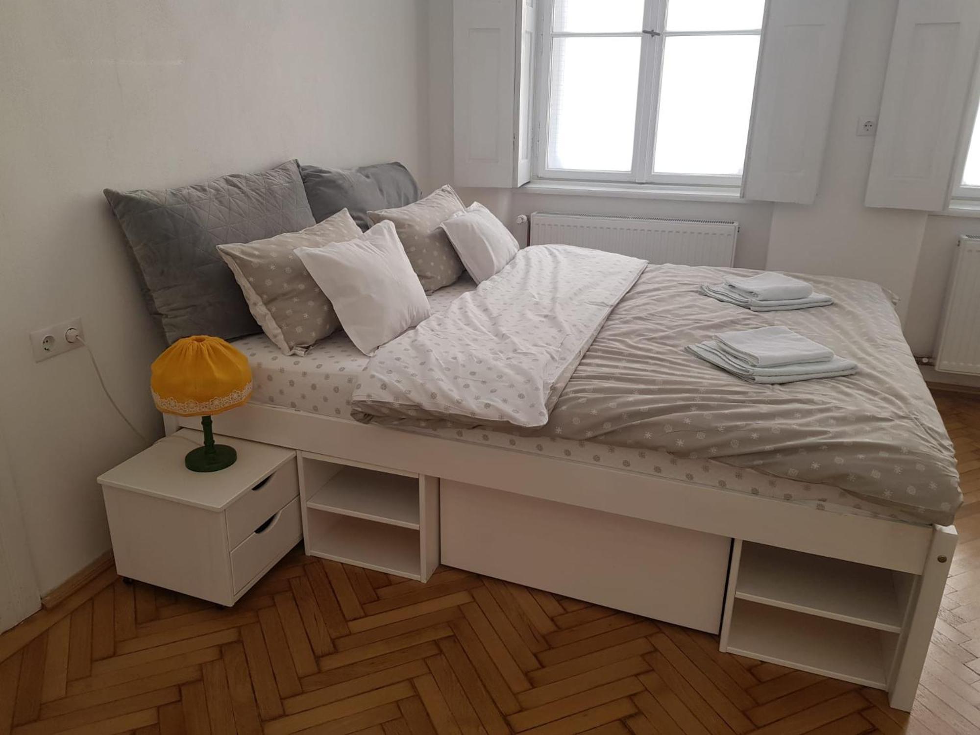 Liberte Apartments Oradea Quarto foto