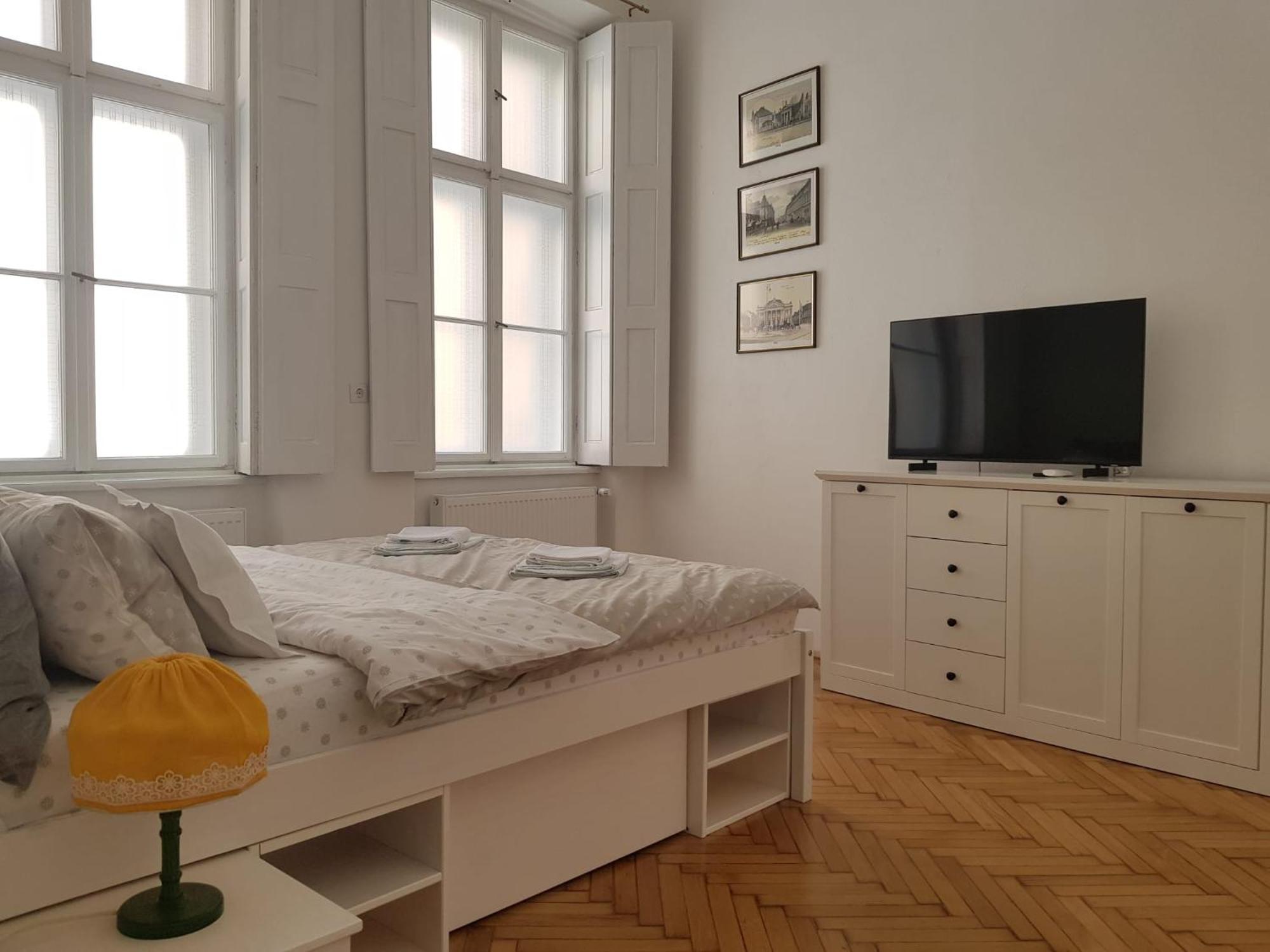 Liberte Apartments Oradea Quarto foto