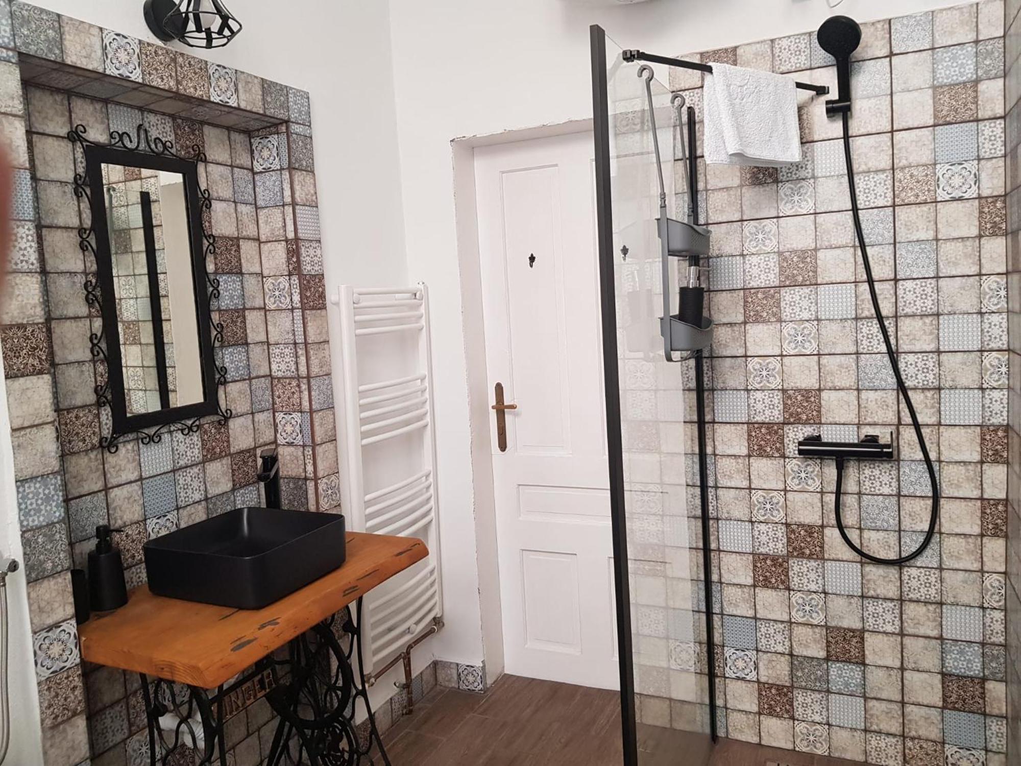 Liberte Apartments Oradea Quarto foto