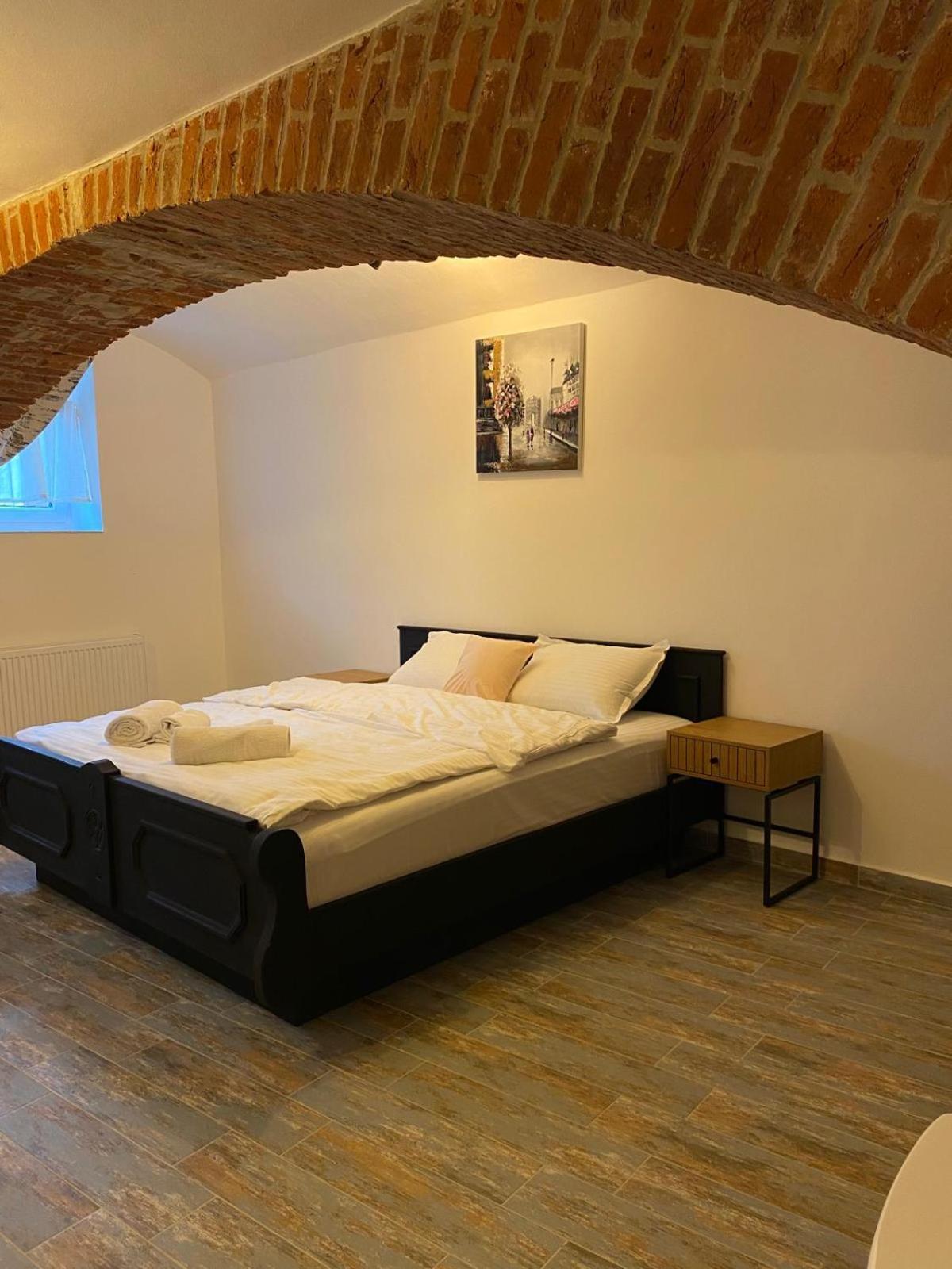 Liberte Apartments Oradea Exterior foto
